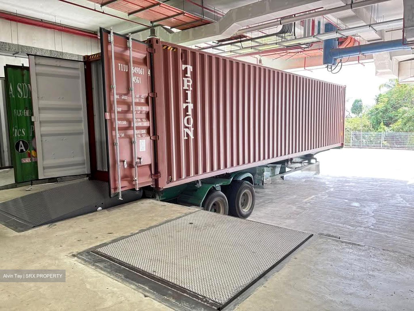 Jalan Tukang (D22), Factory #639008301
